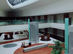 -上海滴水湖皇冠假日酒店