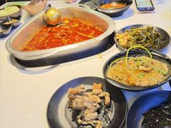 -味之绝美蛙鱼头火锅(松江万达店)