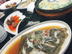 -贵宾楼大酒店(汇邻广场店)