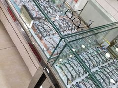 -罗创丹阳眼镜(童卫路店)