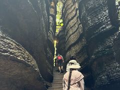 -梭布垭石林景区