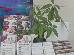 -雅悦齿科(顾村公园店)