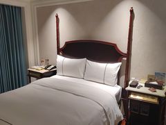 -茂名熹龙国际大酒店(人民广场高铁站店)