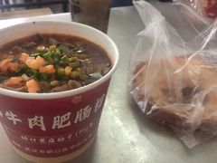 肥肠粉-中山牛肉肥肠粉面馆(军工社区店)