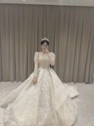 点击看大图 -Renee芮亦婚纱