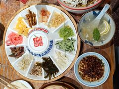 -怪噜范·老贵阳街头名小吃(鸿通城店)