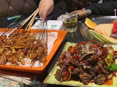 -依呀呀ktv烧烤小串(中山西路店)