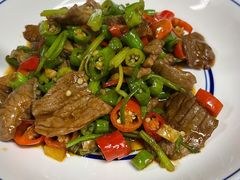 小炒牛肉-新安江奶酸菜鱼(总店)