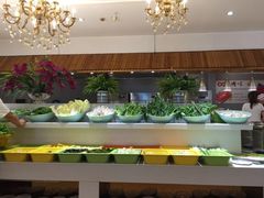 -泉福居酱骨头自助广场(南大街商业步行街店)