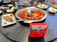-味当家鱼头火锅.•甲鱼料理(金沙店)