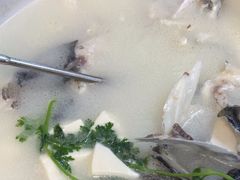 -宝荣鱼馆·临湖之宴(千岛湖店)