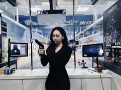 -都市枪神实弹射击俱乐部