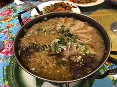 -闯关东东北农家菜(崂山石老人店)