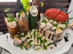 -鼎泰亨·海鲜牛肉餐厅(滨江店)