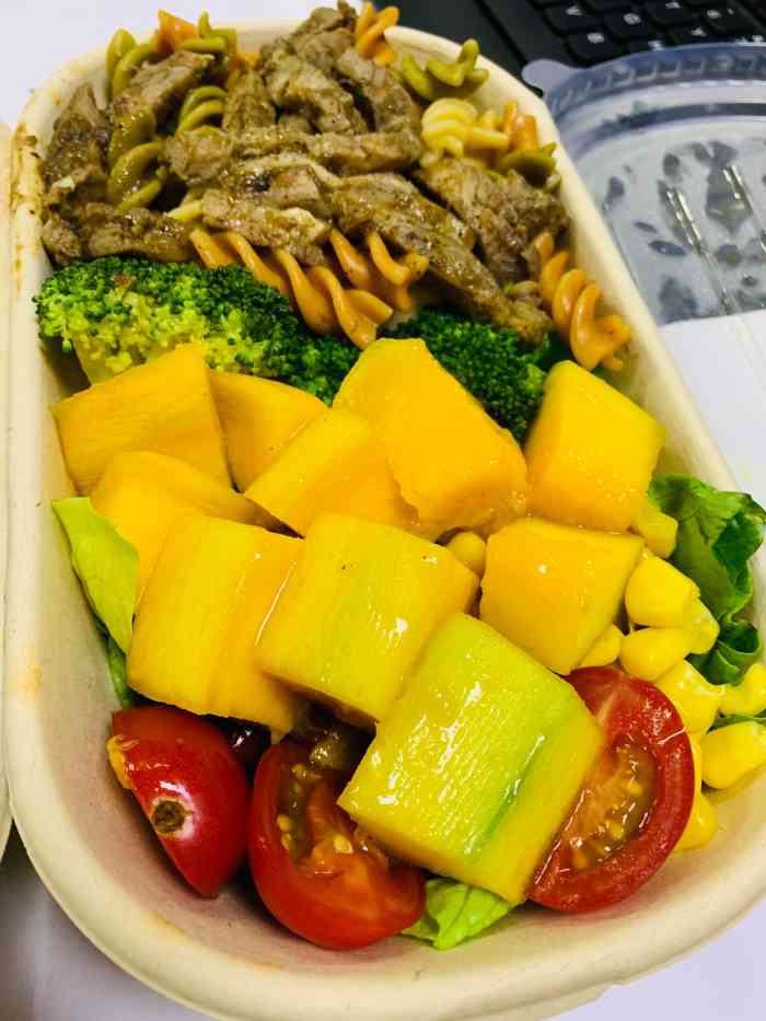 缤果盒子轻食沙拉(八一店)-"每次都是点他们家的外卖吃,最近第一次吃