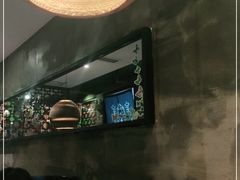 -香巴拉云南餐厅(华莱坞店)