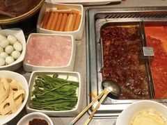 -海底捞火锅(新松江路生日主题店)