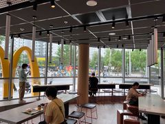 -麦当劳(北苑秋实路店)