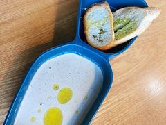 -荣耀.西式融合餐厅(留云湖店)