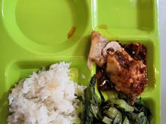 -同济大学本部学苑饮食广场