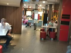 大堂-麦当劳(宾水西道店)