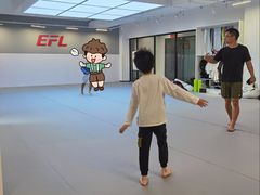 -EFL巴西柔术·综合格斗·泰拳·少儿体能训练(虹桥德必馆)