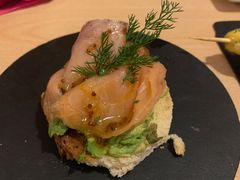 salmon&nbsp;toast-De locos tapas