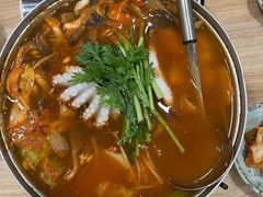 牛肉八爪鱼火锅-喜来苑