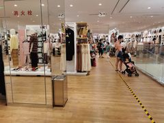 -优衣库(长沙国金中心店)