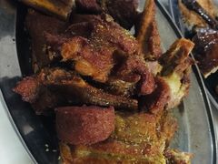 上香炸羊排-美兰春记食店·龙舌坡红烧牛肉