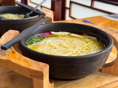 -桥香园过桥米线(国贸店)