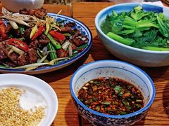 -蜗牛小馆醉乡民谣云南菜(惠新西里店)