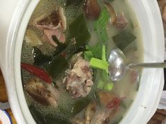 腊蹄子-张关合渣(航空大道店)