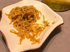 -东口码头·烧鸽子·鱼头泡饼·地方菜(金鹰悦城店)