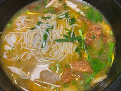 -银米·云南传统过桥米线(双廊黑金冠店)