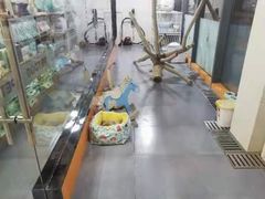 -牧马人宠物医院