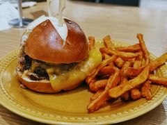 -HELLO 27 意面·沙拉·帕尼尼