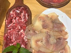 -黔诚多彩火锅(甲秀楼店)