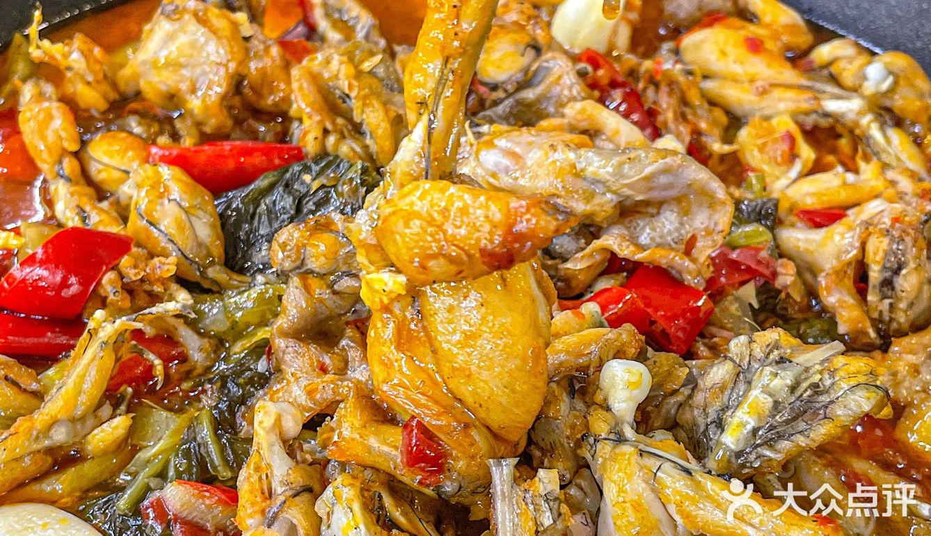 坐标南京，18r一只的巨大烤蛙真的会爱！！  