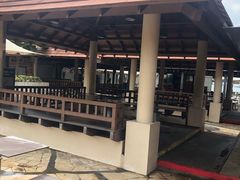 -东海岸人工湖美食村