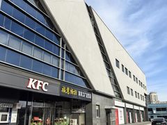 -燕莎奥特莱斯购物中心