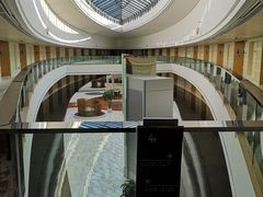 -上海滴水湖皇冠假日酒店