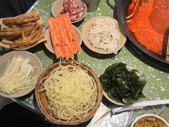 -五里关火锅(上海鑫耀·光环Live店)