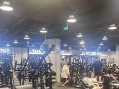 -TMG潮流健身(奥体莲荷里店)
