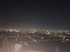 -鬼笑石后山停车场