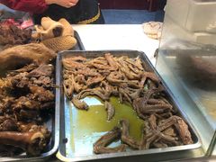 -王浩儿纪六孃甜皮鸭(乐山总店)