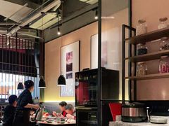 大堂-青年公社烤鸭(滨湖银泰店)