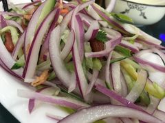 金钩老虎菜-李连贵酒家熏肉大饼(昆明街店)