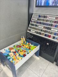 -PE SALON
