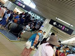 -上海体育馆(地铁站)